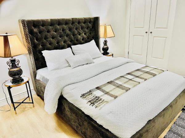 LaVida Exclusive Guest House, Free Parking (Rm#2) : photo 6 de la chambre chambre lit queen-size deluxe