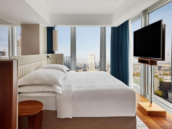JW Marriott Hotel Frankfurt : photo 3 de la chambre suite panoramique