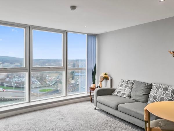 River View Ensuite Private Room in Shared Apartment : photo 2 de la chambre chambre lit king-size - vue sur mer