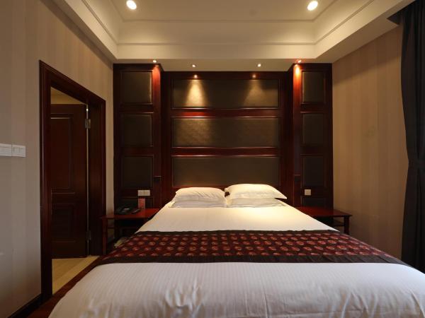Seventh Heaven Hotel : photo 2 de la chambre suite familiale