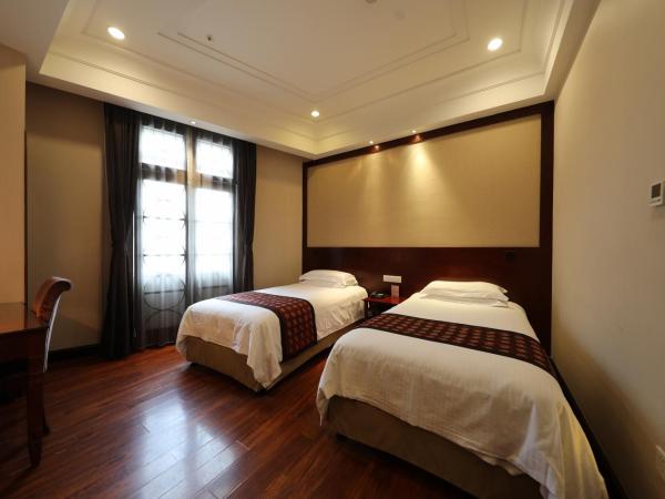 Seventh Heaven Hotel : photo 3 de la chambre chambre lits jumeaux supérieure