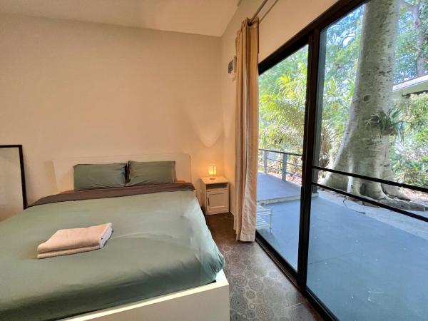 Sleep Inn - Lonely Beach : photo 5 de la chambre chambre double avec balcon