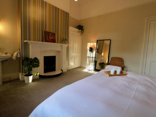 Mossley Hill Retreat : photo 9 de la chambre chambre double