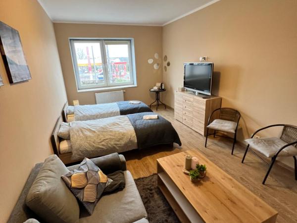 Gdynia Pokoje Blisko Morza i Centrum : photo 2 de la chambre chambre lits jumeaux avec salle de bains commune