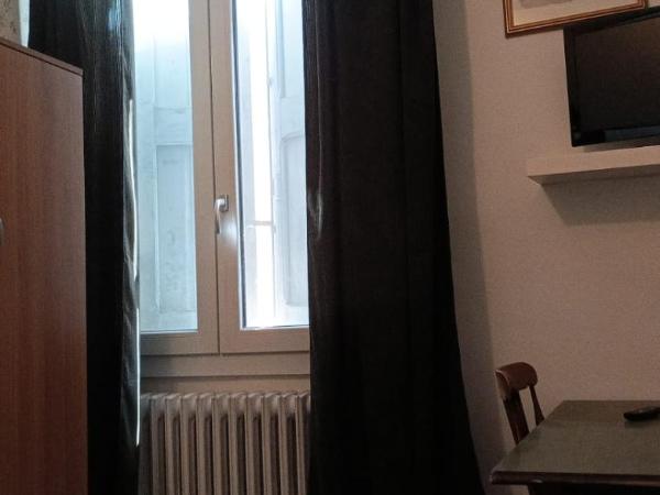 Del Borgo Rooms - Self Checkin H24 : photo 10 de la chambre chambre simple Économique