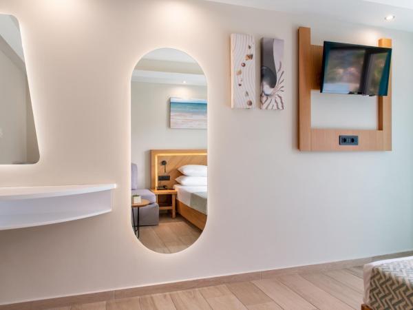 Royal & Imperial Belvedere Resort : photo 8 de la chambre chambre supérieure - vue sur montagne ou jardin