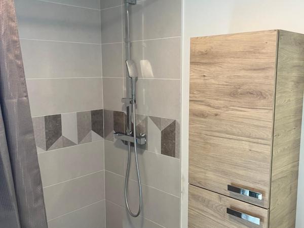 La villa des Lauriers : photo 8 de la chambre appartement