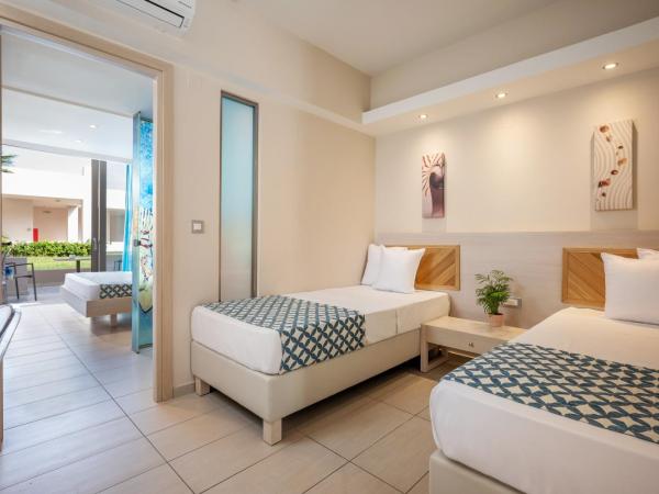 Royal & Imperial Belvedere Resort : photo 6 de la chambre chambre familiale deluxe - vue sur jardin ou montagne