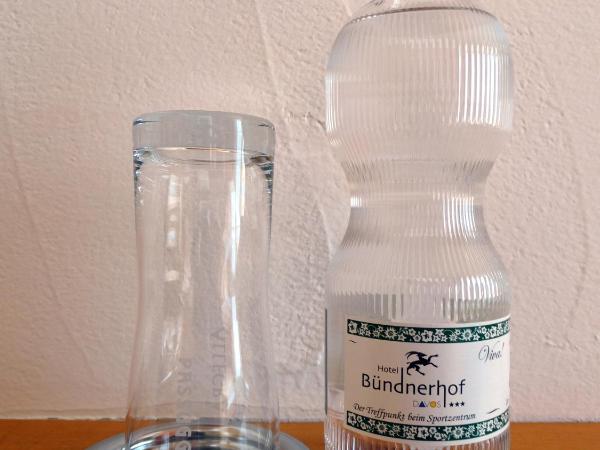 Hotel Bündnerhof : photo 9 de la chambre chambre double standard