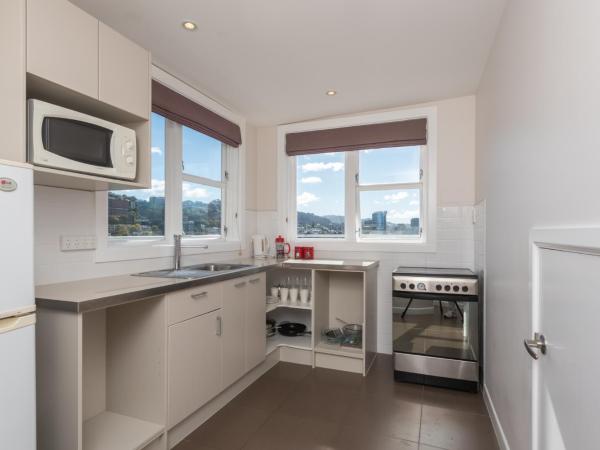 Capital View Motor Inn : photo 9 de la chambre suite penthouse