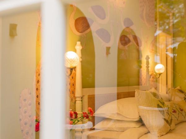 Laalee : photo 4 de la chambre chambre double avec salle de bains privative