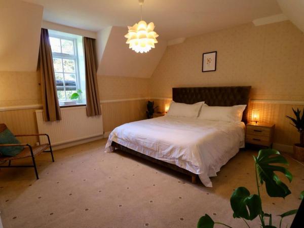 Mossley Hill Retreat : photo 1 de la chambre chambre double - vue sur jardin