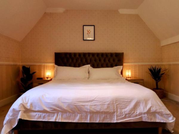Mossley Hill Retreat : photo 3 de la chambre chambre double - vue sur jardin