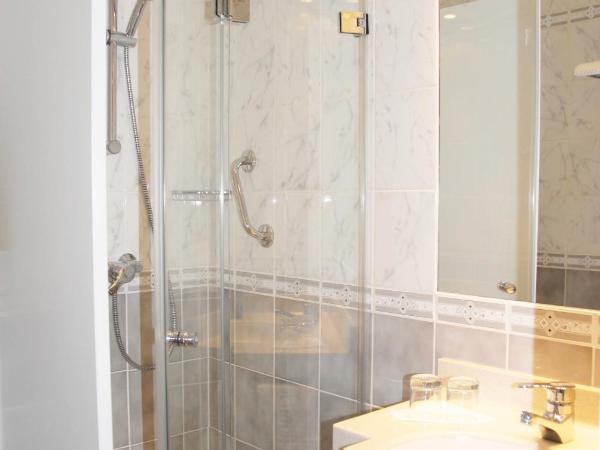 Hotel Perrin - former Carlton : photo 8 de la chambre chambre simple