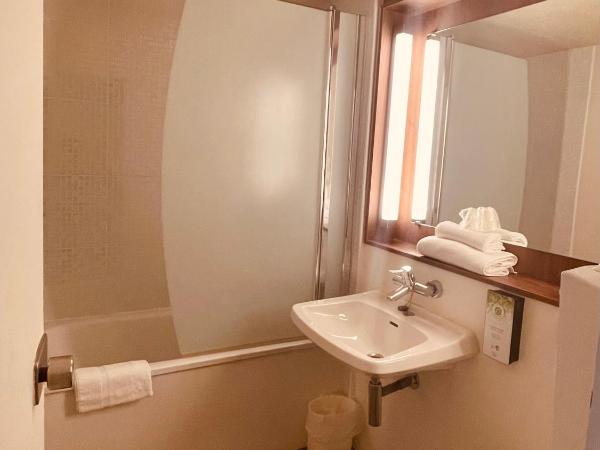 Campanile Troyes Sud - Buchères : photo 5 de la chambre chambre lit double standard