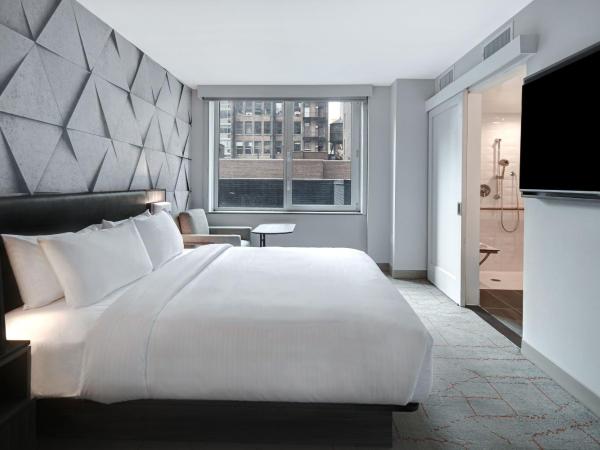 SpringHill Suites by Marriott New York Midtown Manhattan/Park Ave : photo 4 de la chambre studio lit king-size - adapté aux personnes malentendantes