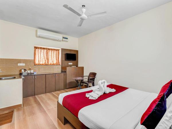 Season 4 Residences -Thiruvanmiyur Near Tidel park Apollo Proton cancer center and IIT Madras Research Park : photo 7 de la chambre chambre deluxe double ou lits jumeaux