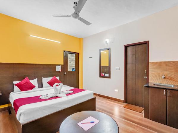 Season 4 Residences -Thiruvanmiyur Near Tidel park Apollo Proton cancer center and IIT Madras Research Park : photo 3 de la chambre chambre deluxe double ou lits jumeaux