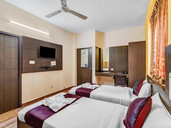 Season 4 Residences -Thiruvanmiyur Near Tidel park Apollo Proton cancer center and IIT Madras Research Park : photo 10 de la chambre chambre deluxe double ou lits jumeaux