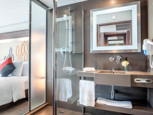 Hilton Garden Inn Bangkok Silom : photo 1 de la chambre chambre lit king-size