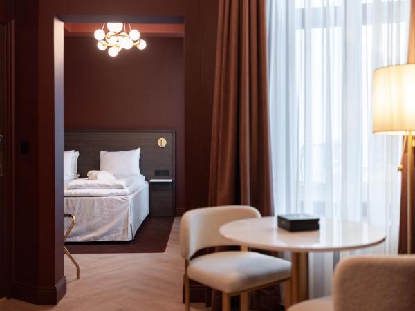 The Villa : photo 4 de la chambre suite junior