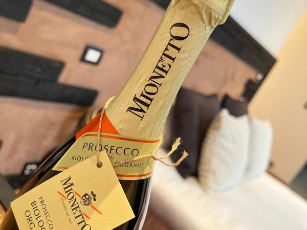 White Castle - Charleroi Airport : photo 7 de la chambre chambre double deluxe avec baignoire