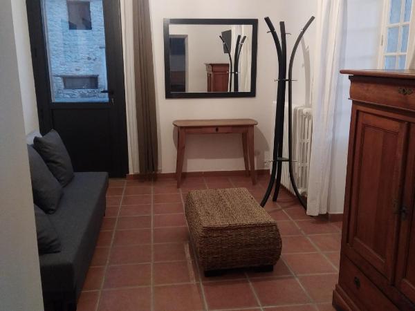 Mas de la Sauline : photo 3 de la chambre appartement - vue sur jardin