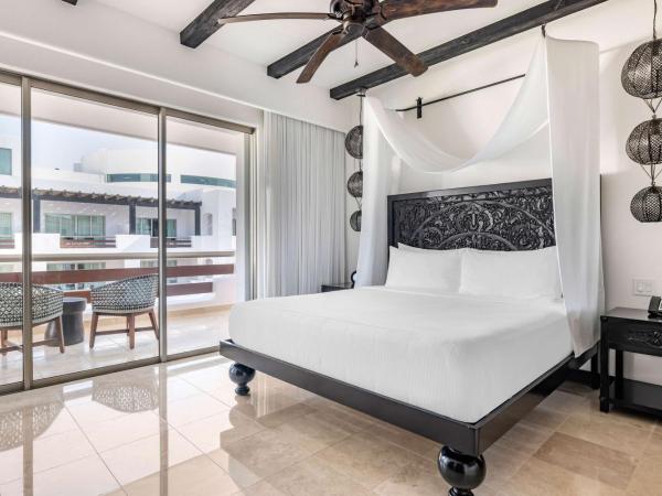 Hilton Vacation Club Cabo Azul Los Cabos : photo 1 de la chambre suite 1 chambre lit king-size avec balcon - vue sur piscine