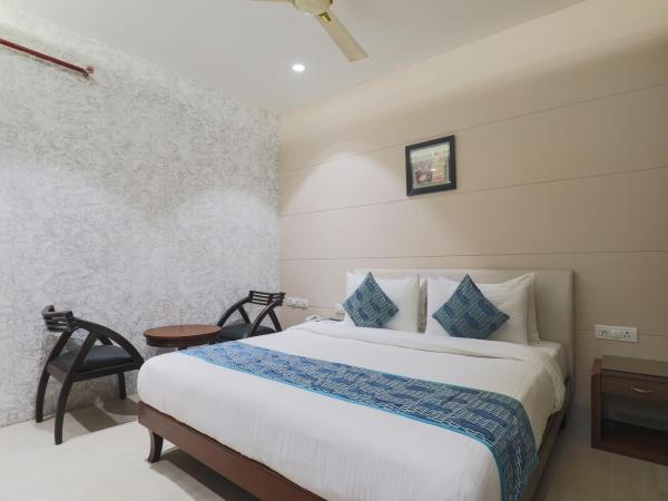 Cosy Grand, Near Chanakyapuri, Embassy Area : photo 4 de la chambre chambre deluxe double ou lits jumeaux