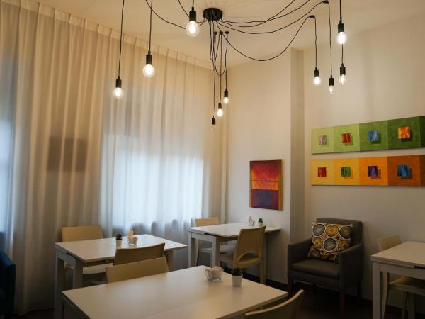 SalernoPrestige rooms : photo 7 de la chambre chambre double