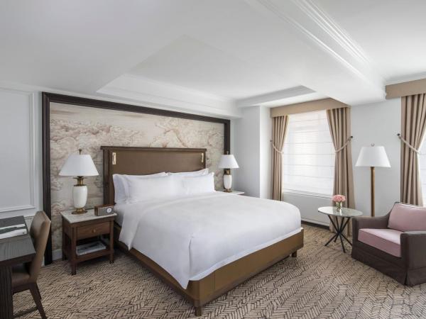 The Ritz-Carlton New York, Central Park : photo 1 de la chambre chambre lit king-size deluxe - vue sur intérieur