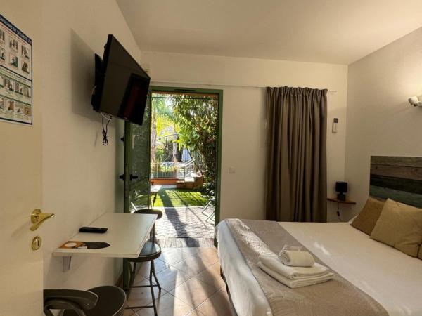 Hotel Pavillon Imperial : photo 2 de la chambre chambre double ou lits jumeaux standard - côté jardin