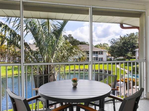 Sheraton Vistana Resort Villas, Lake Buena Vista Orlando : photo 7 de la chambre villa 2 chambres lit king-size et 2 lits simples avec balcon