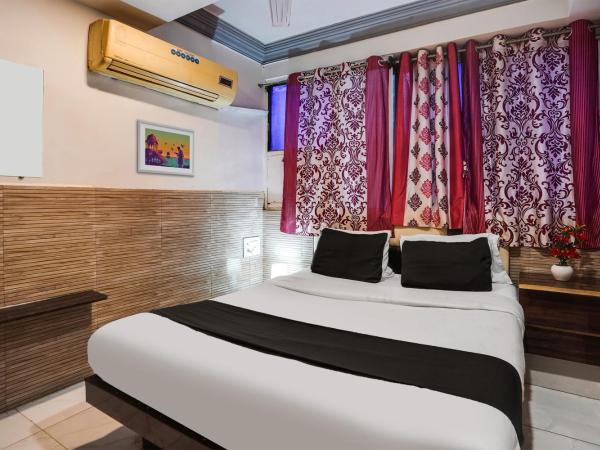 Hotel Kanchan Palace : photo 8 de la chambre petite chambre double