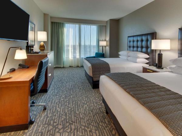 Drury Plaza Hotel Nashville Downtown : photo 2 de la chambre chambre deluxe avec 2 lits queen-size