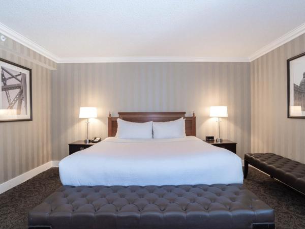 Sandman Signature Edmonton Downtown Hotel : photo 3 de la chambre grande chambre avec 1 lit king-size