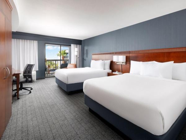 Courtyard By Marriott Las Vegas Stadium Area : photo 2 de la chambre chambre avec 2 grands lits queen-size 