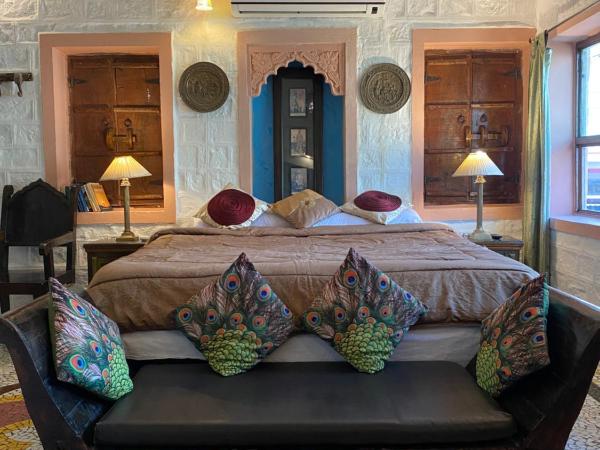 Shahi Guest House : photo 2 de la chambre suite shahi