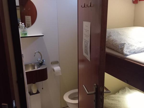 Mps Holland : photo 4 de la chambre chambre lits jumeaux avec salle de bains privative
