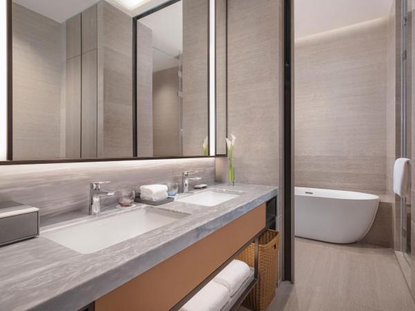 Marriott Executive Apartments Hangzhou : photo 4 de la chambre one-bedroom executive apartment with king bed and city view