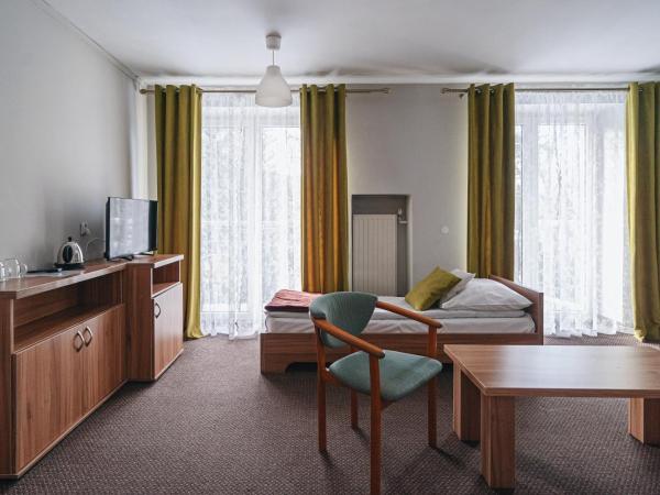 OW Jaskółka : photo 10 de la chambre chambre quadruple