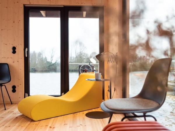 Dein Hausboot OFF für deine Auszeit in Hamburg : photo 1 de la chambre mobile home
