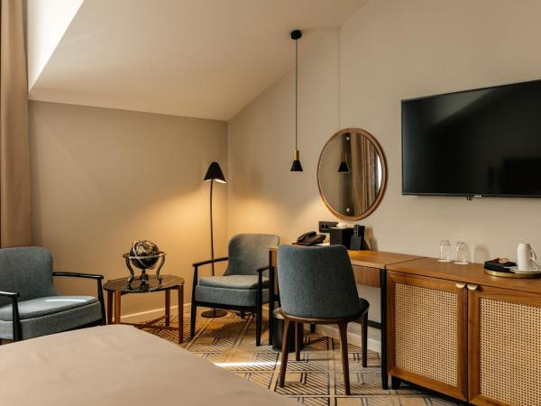 Armerun Heritage Hotel & Residences : photo 10 de la chambre chambre double ou lits jumeaux deluxe - vue sur mer