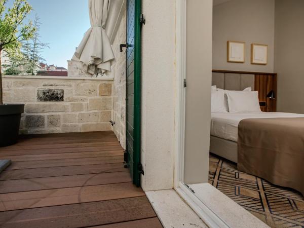 Armerun Heritage Hotel & Residences : photo 6 de la chambre chambre double ou lits jumeaux supérieure avec terrasse