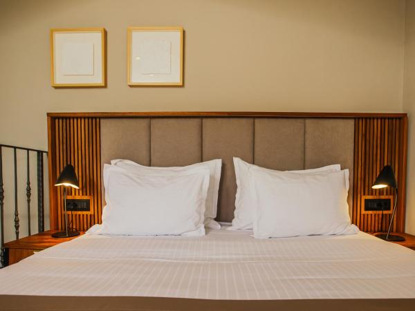 Armerun Heritage Hotel & Residences : photo 1 de la chambre chambre double ou lits jumeaux supérieure avec terrasse