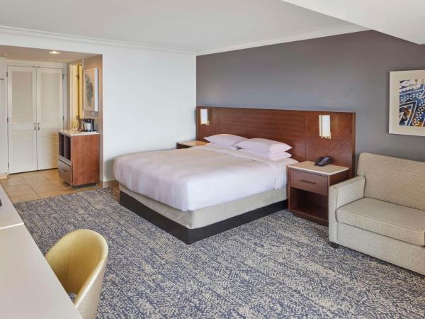 Hilton Hawaiian Village Waikiki Beach Resort : photo 6 de la chambre chambre lit king-size tapa collection - vue sur océan