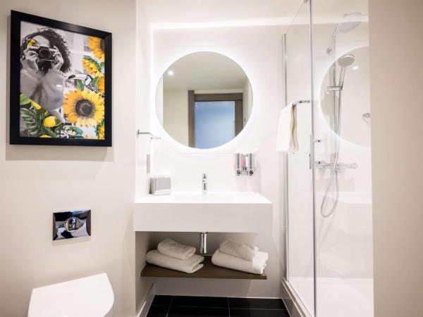 Hampton By Hilton Blackpool : photo 4 de la chambre chambre lit queen-size premium avec canapé-lit - non-fumeurs