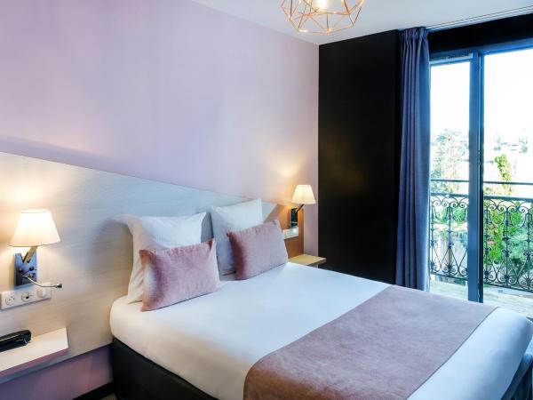 Hôtel Sainte-Rose : photo 2 de la chambre chambre double avec balcon