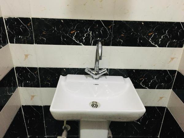 Ali Baba Hostel : photo 8 de la chambre lit simple dans dortoir pour hommes