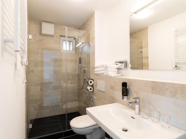 Hotel 83 : photo 8 de la chambre chambre double deluxe